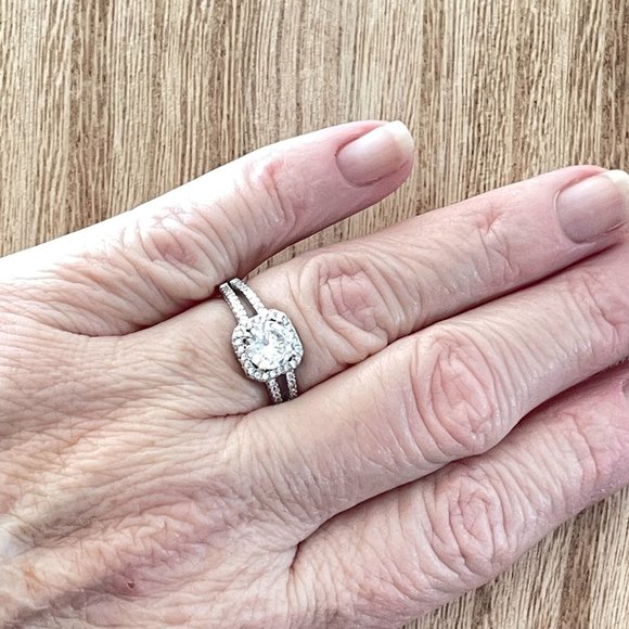 Round White Sapphire Halo Ring w/ Split Shank - 925 Sterling Silver - Picture 4 of 5